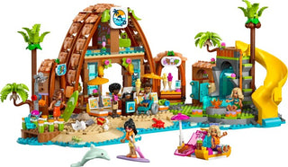 LEGO Friends 42673 — Stațiune de pe litoral pentru vacanță cu familia