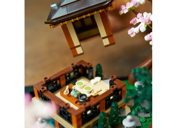 LEGO Icons (Creator Expert) 10315 — Gradina serena – imagine 4