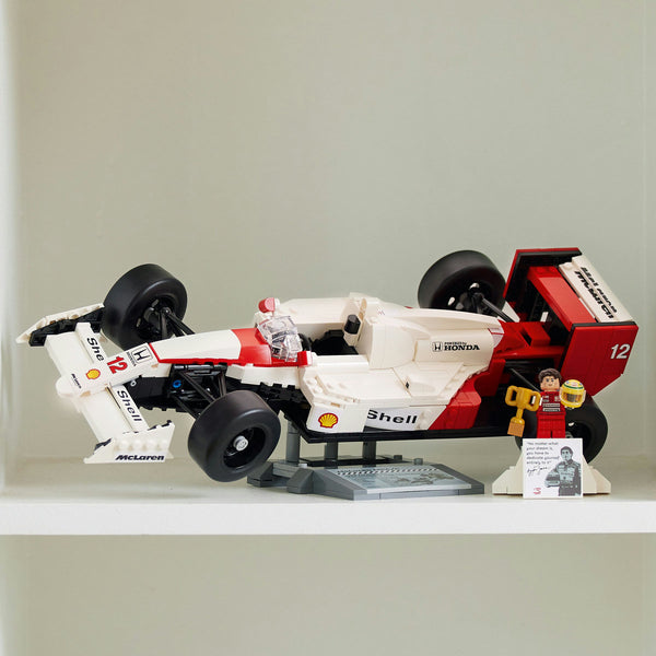 LEGO Icons (Creator Expert) 10330 — McLaren MP4/4 și Ayrton Senna – imagine 6
