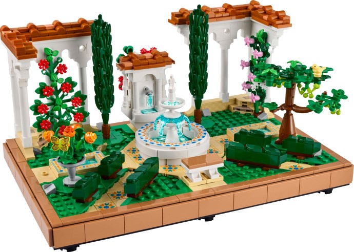 LEGO Icons (Creator Expert) 10359 — Gradina cu fantana