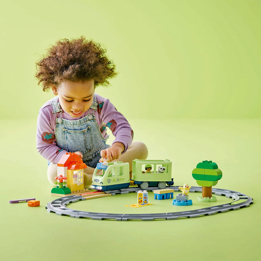 LEGO DUPLO 10427 — Tren de aventura interactiv – imagine 6
