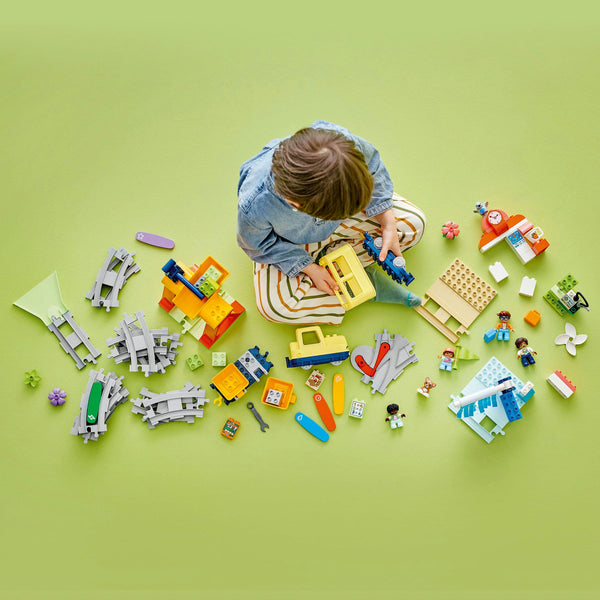 LEGO DUPLO 10428 — Tren comunitar interactiv – imagine 4