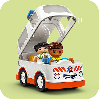 LEGO DUPLO 10447 — Ambulanta și sofer – imagine 9