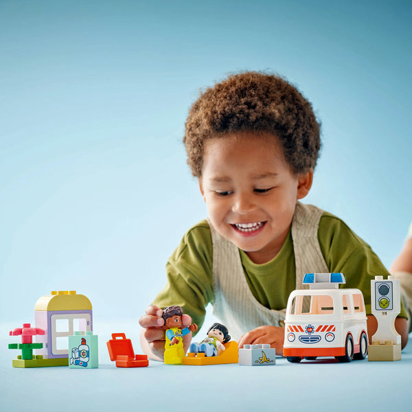 LEGO DUPLO 10447 — Ambulanta și sofer – imagine 7