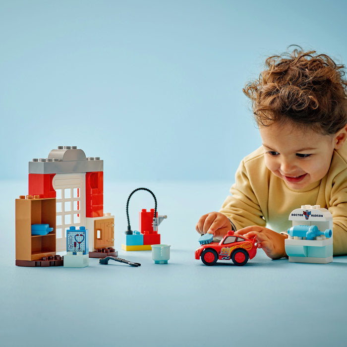 LEGO DUPLO 10456 — Vizita lui McQueen la garajul lui Doc – imagine 8