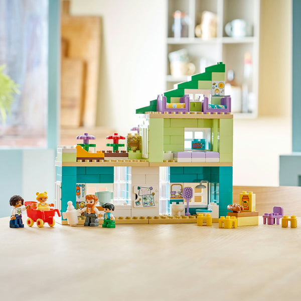 LEGO DUPLO 10470 — Casă modernă de familie 3 în 1, cu figurine – imagine 7