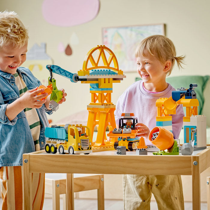 LEGO DUPLO 10476 — Șantier și vehicule de construcții 3 în 1 – imagine 8