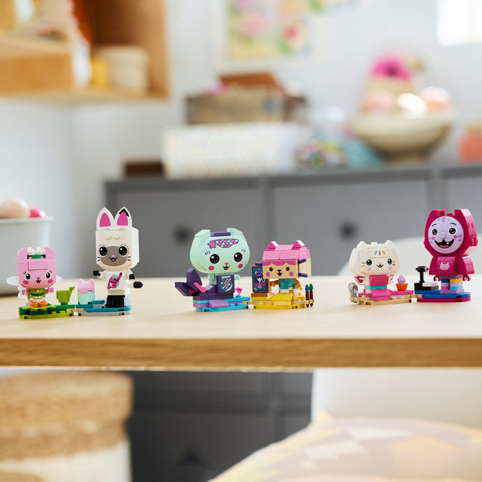 LEGO Gabby s Dollhouse 11215 — Prietenele pisicuțe din cărămizi ale lui Gabby – imagine 3
