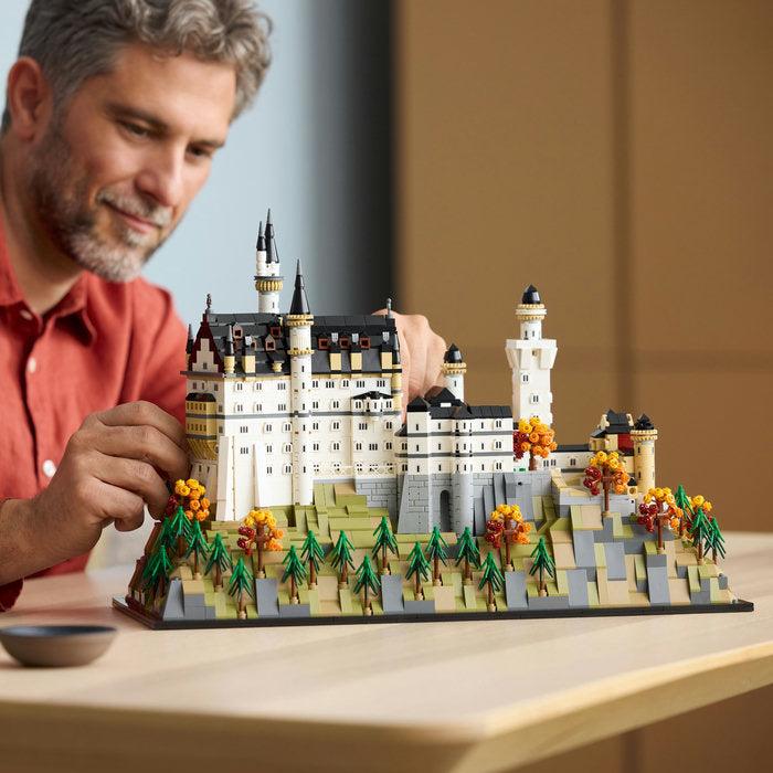 LEGO Architecture 21063 — Castelul Neuschwanstein – imagine 8