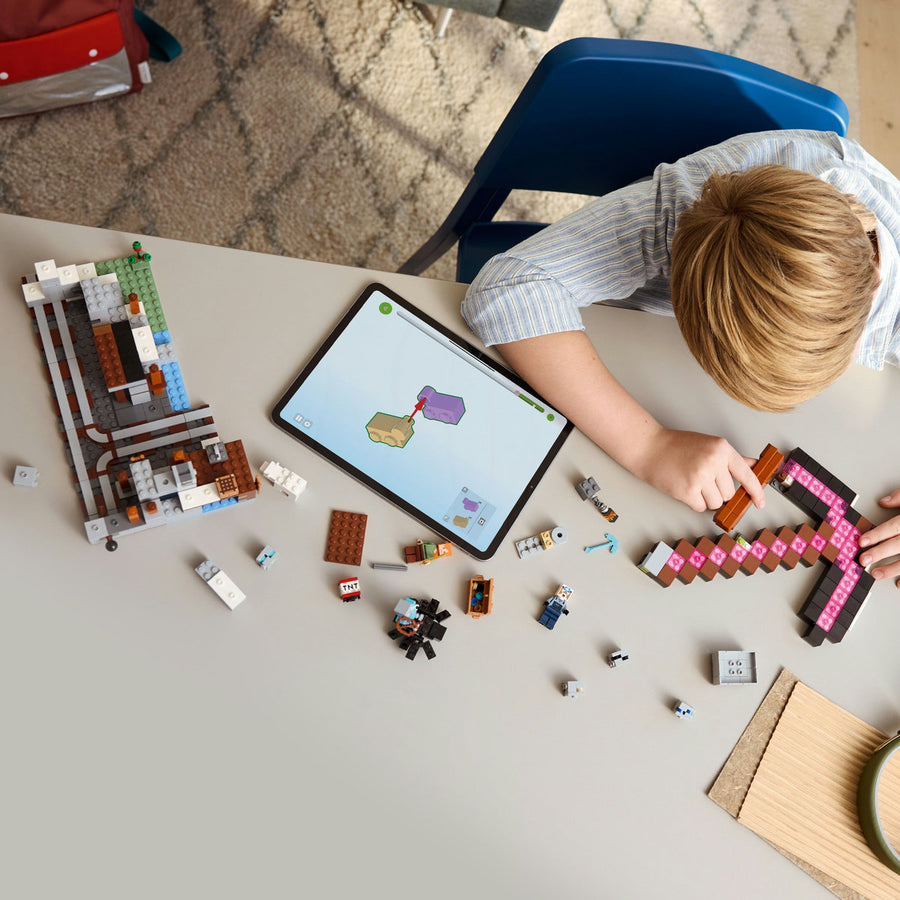 LEGO Minecraft 21277 — Mina Târnăcop – imagine 4