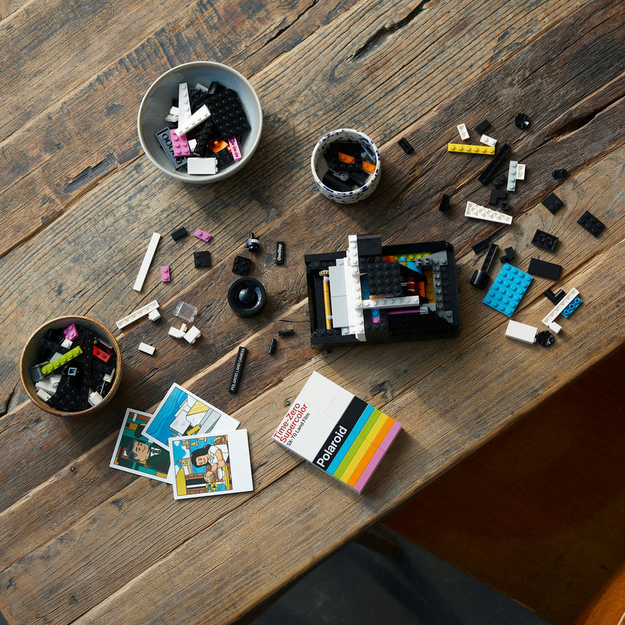 LEGO Ideas 21345 — Camera foto Polaroid OneStep SX-70 – imagine 4