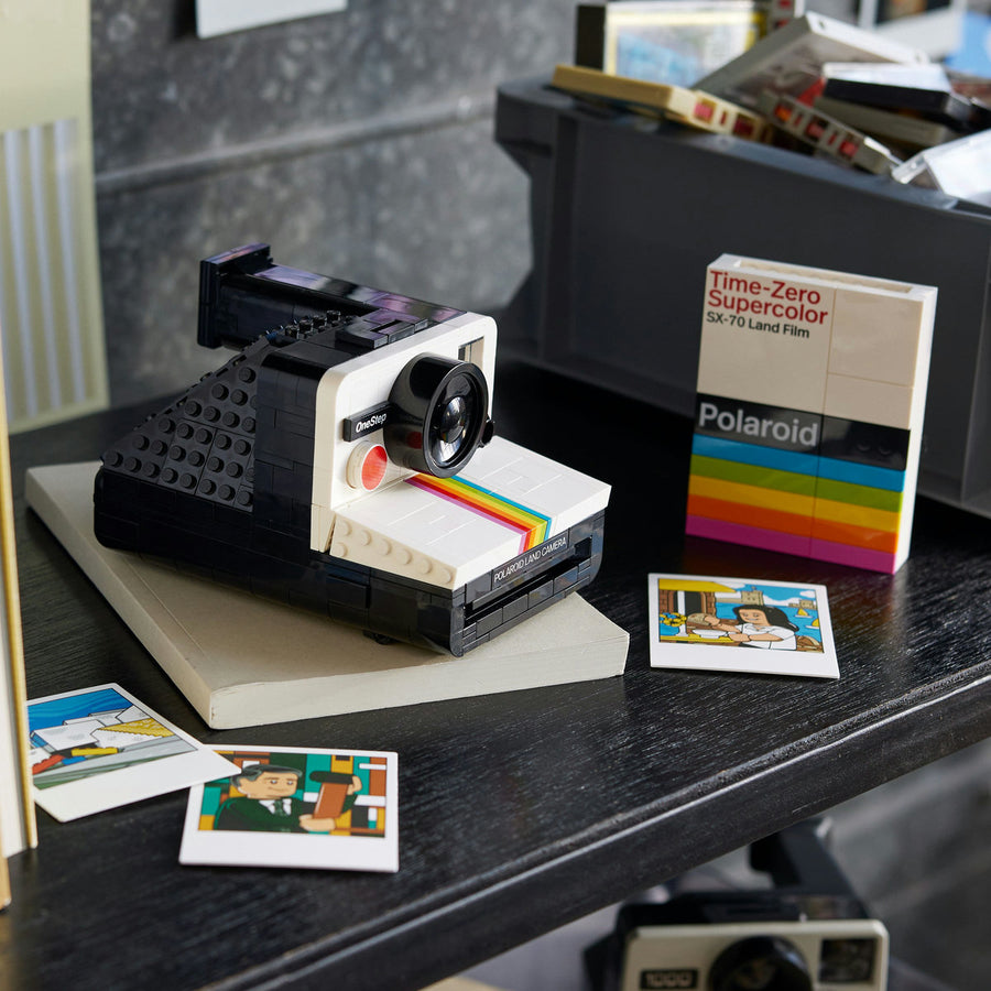 LEGO Ideas 21345 — Camera foto Polaroid OneStep SX-70 – imagine 6