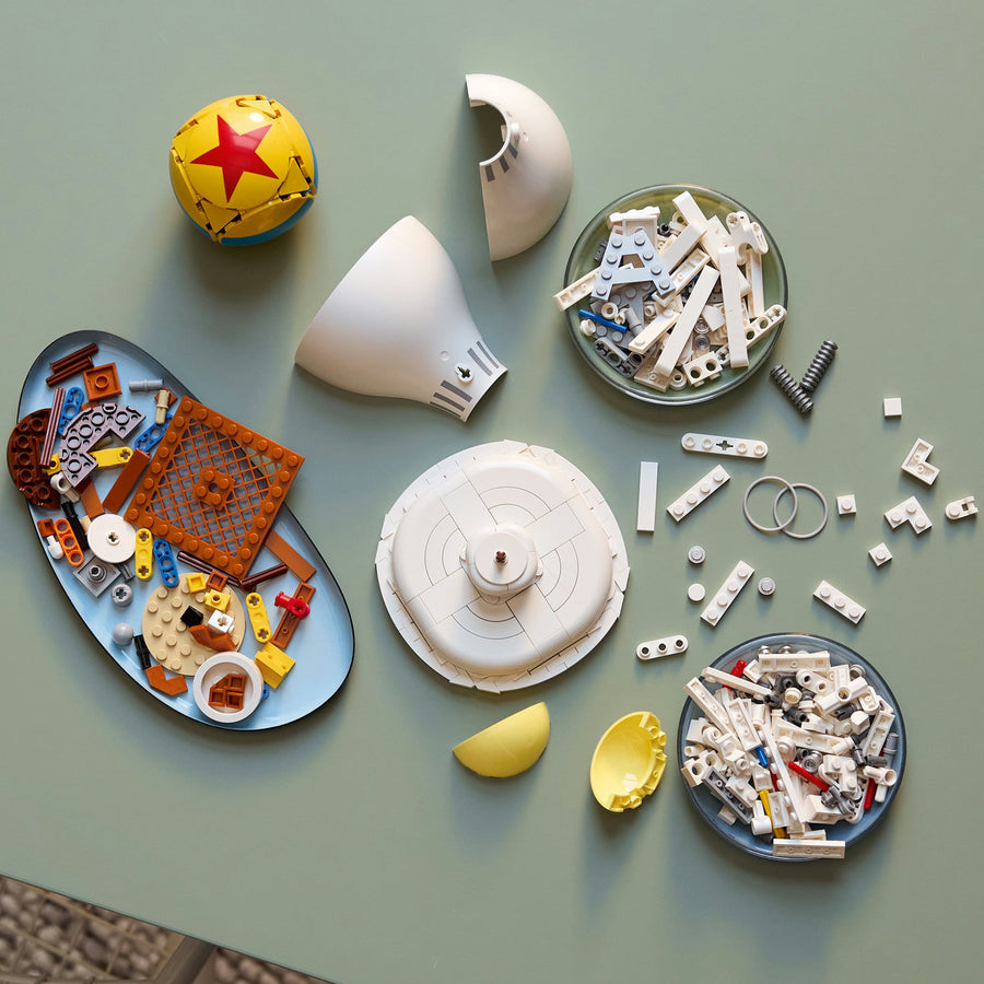 LEGO Ideas 21357 — Disney Pixar Luxo Jr. – imagine 6