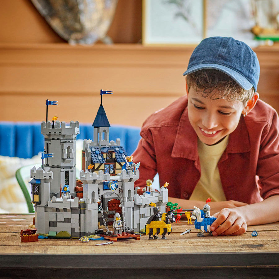 LEGO Creator 31168 — Castel medieval cu cai și cavaleri – imagine 5