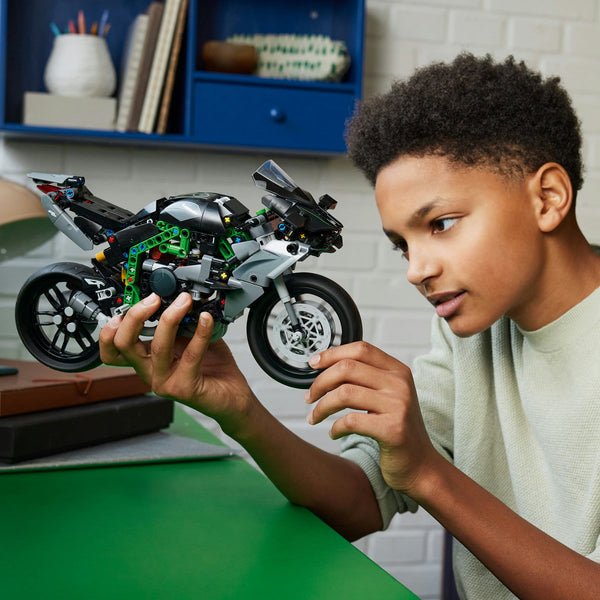LEGO Technic 42170 — Motocicleta Kawasaki Ninja H2R – imagine 5