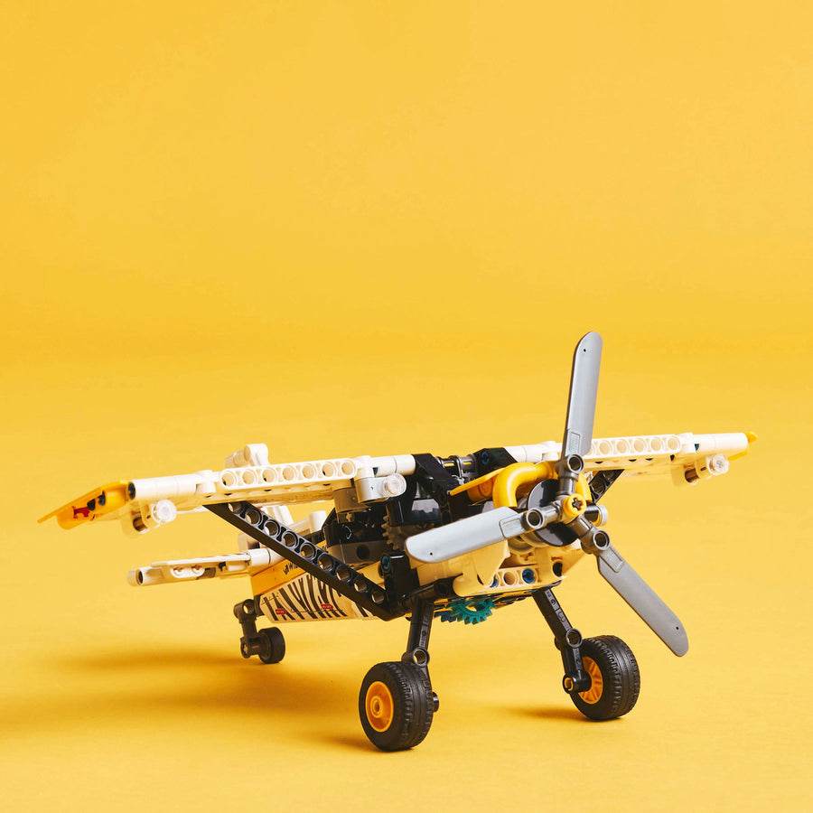 LEGO Technic 42198 — Avion pentru zone greu accesibile – imagine 6