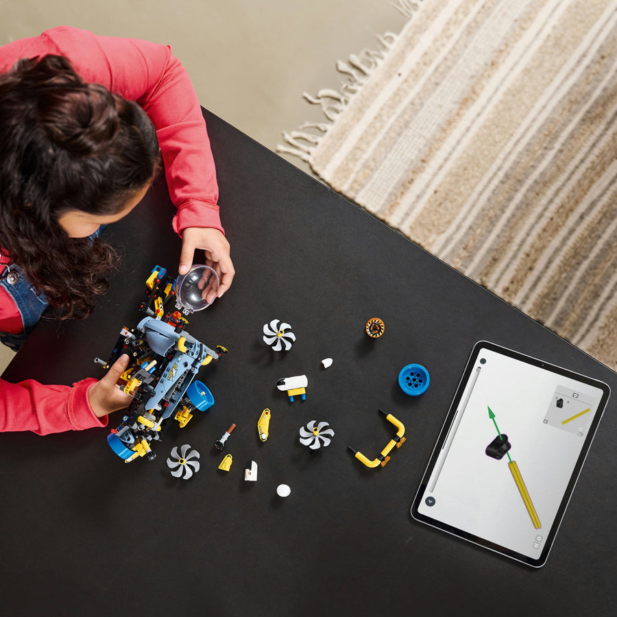 LEGO Technic 42201 — Submarin de cercetare – imagine 4