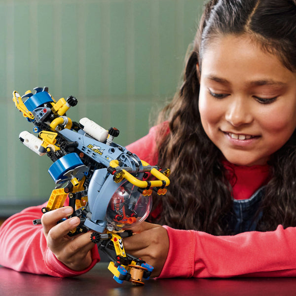 LEGO Technic 42201 — Submarin de cercetare – imagine 5