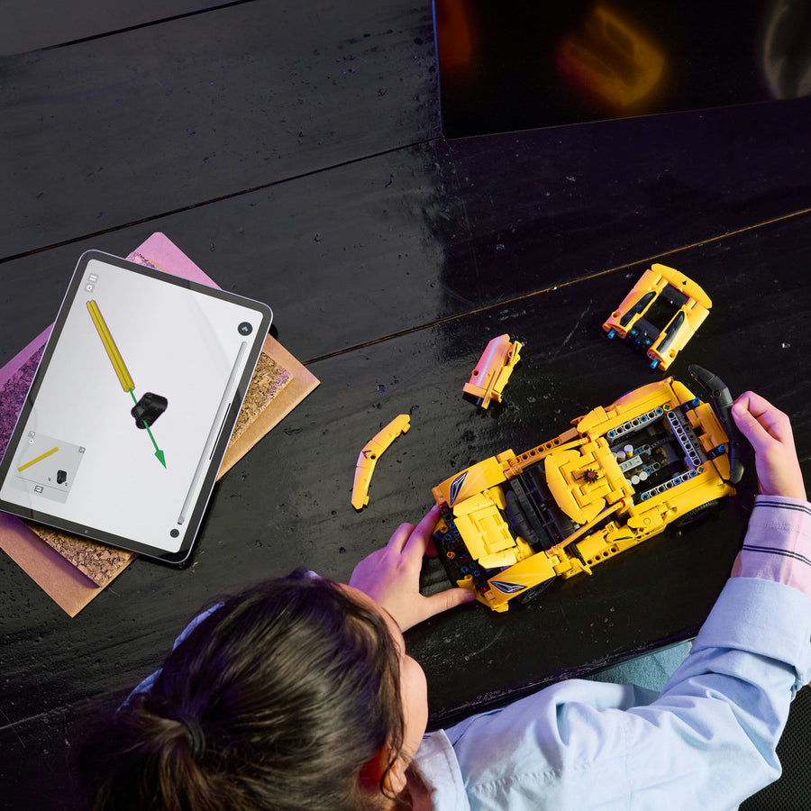 LEGO Technic 42205 — Chevrolet Corvette Stingray – imagine 4
