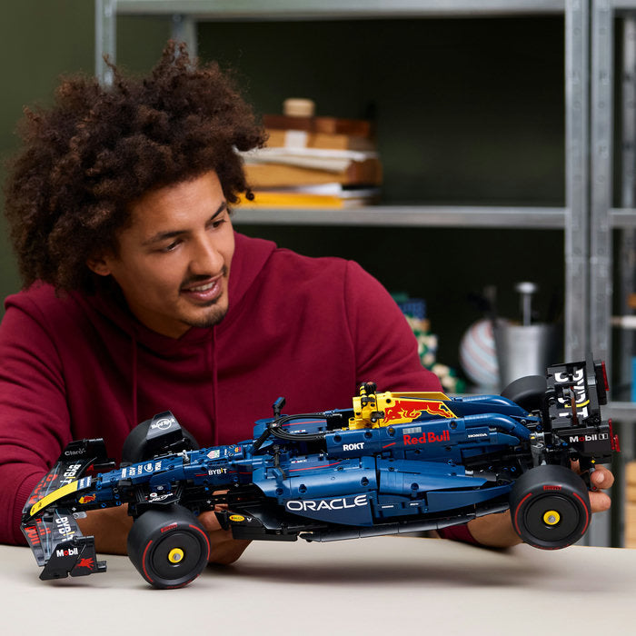 LEGO Technic 42206 — Masina F1 Oracle Red Bull Racing RB20 – imagine 8