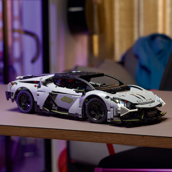 LEGO Technic 42214 — Supermasina sport Lamborghini Revuelto – imagine 6