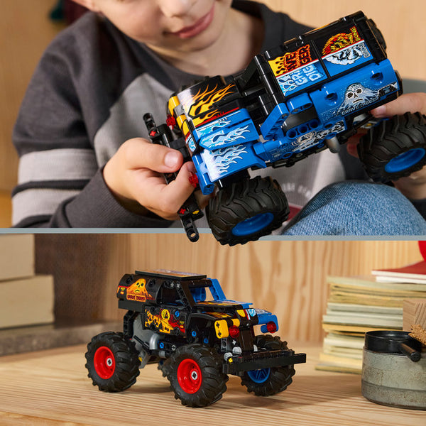 LEGO Technic 42219 — Monster Jam™ Grave Digger™ Foc și gheață – imagine 6