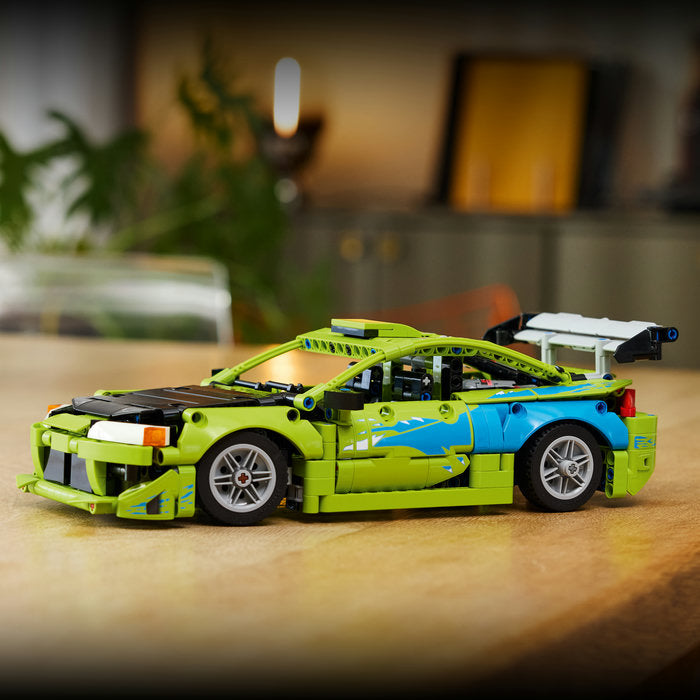 LEGO Technic 42229 — Mașina Mitsubishi Eclipse din Fast and Furious – imagine 6