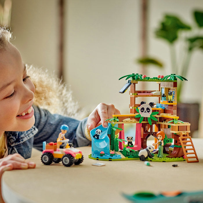 LEGO Friends 42648 — Îngrijirea animalelor de la refugiul pentru panda – imagine 8