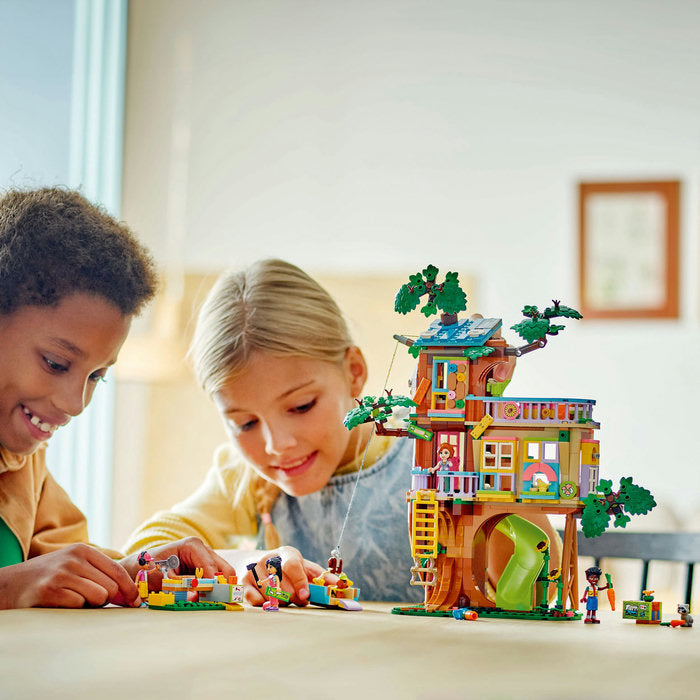 LEGO Friends 42652 — Momente cu prietenii la casa din copac – imagine 8