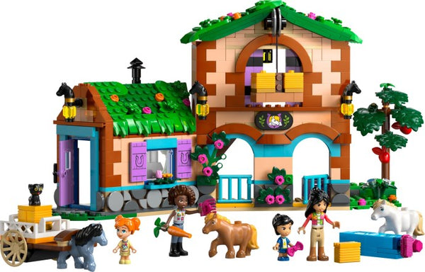 LEGO Friends 42654 — Fermă și grajd pentru ponei