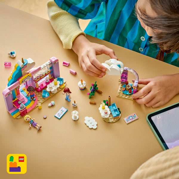 LEGO Friends 42684 — Cafeneaua de vis Unicorn – imagine 6