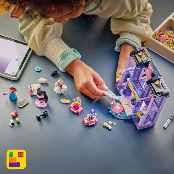 LEGO Friends 42685 — Show de modă în Orașul Heartlake – imagine 6