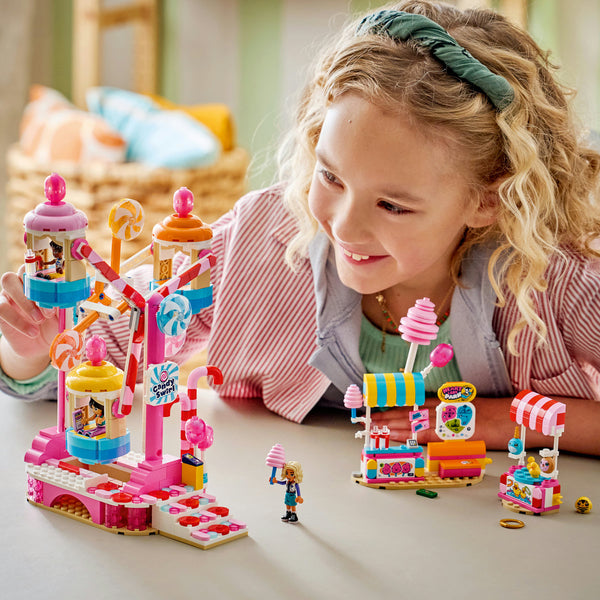 LEGO Friends 42700 — Roată Ferris cu bomboane și brioșe – imagine 4