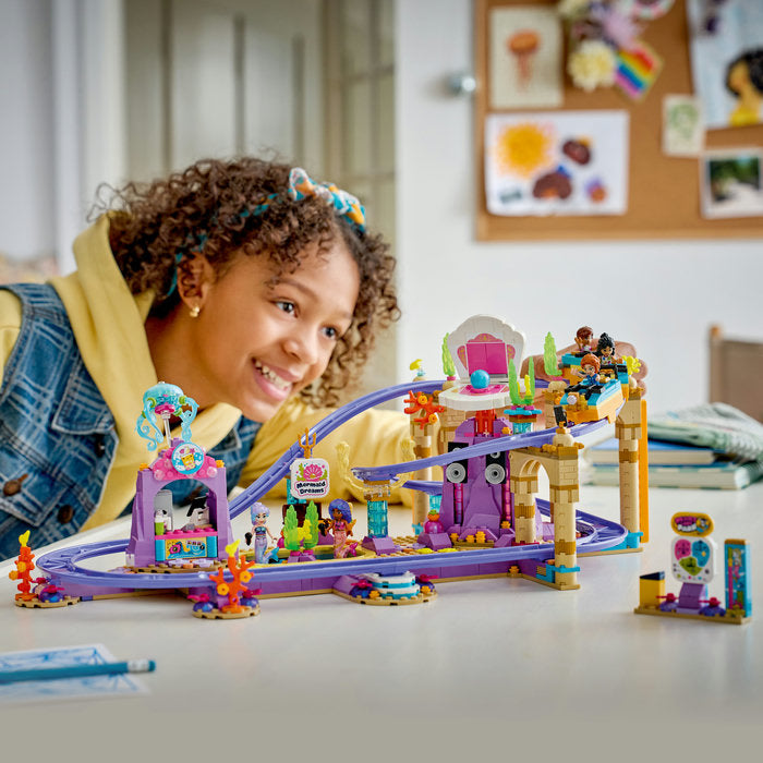 LEGO Friends 42703 — Roller-coaster cu sirene – imagine 8