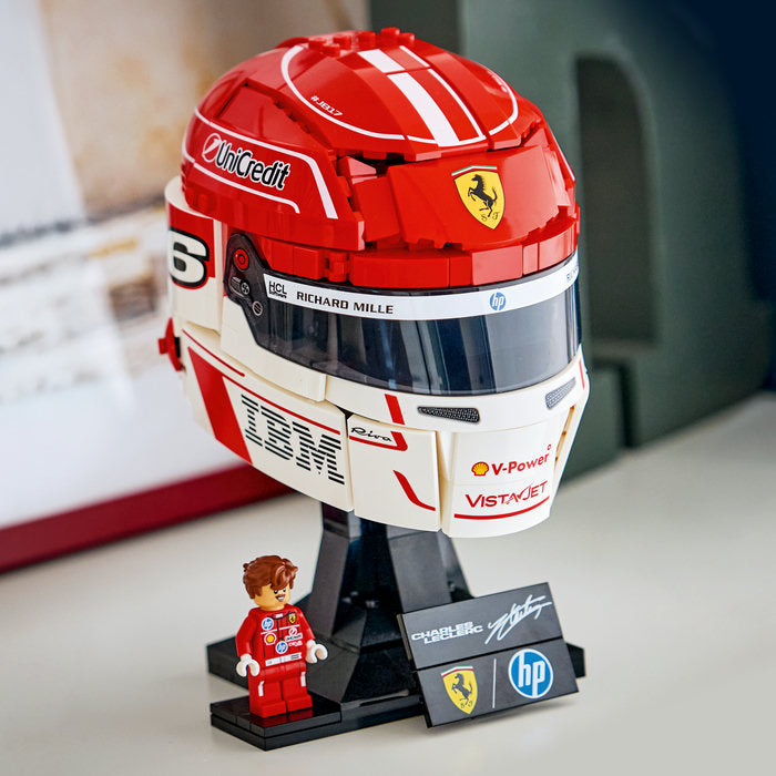 LEGO Editions 43014 — Casca lui Charles Leclerc Scuderia Ferrari HP – imagine 7