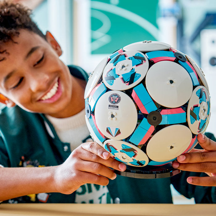 LEGO Editions 43019 — Minge de fotbal – imagine 8