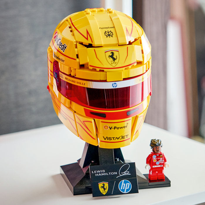 LEGO Editions 43022 — Casca lui Lewis Hamilton Scuderia Ferrari HP – imagine 9