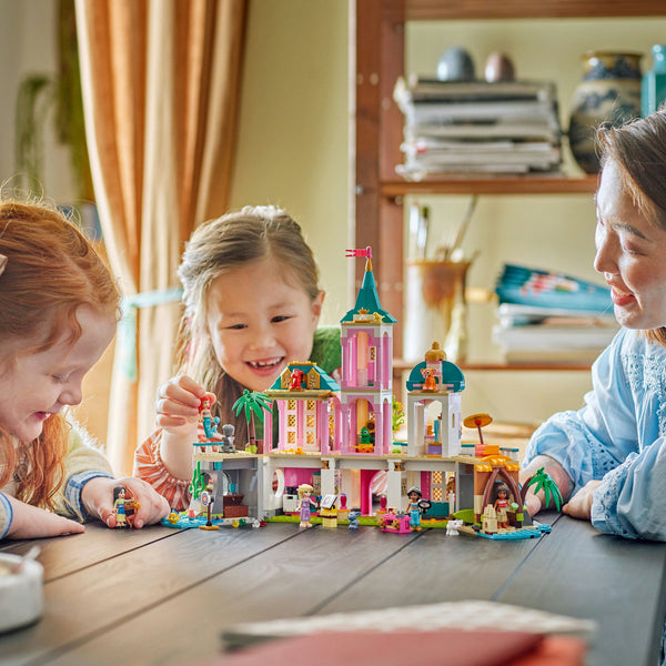 LEGO Disney 43267 — Castel de prințesă și animăluțe regale – imagine 5
