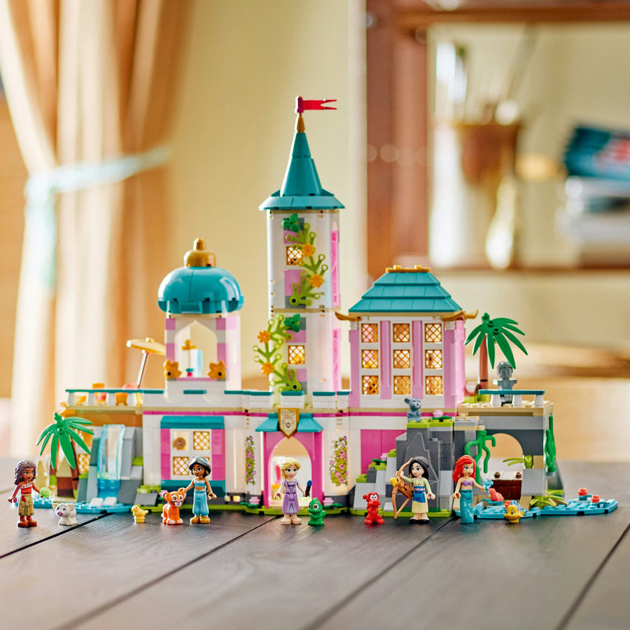 LEGO Disney 43267 — Castel de prințesă și animăluțe regale – imagine 6