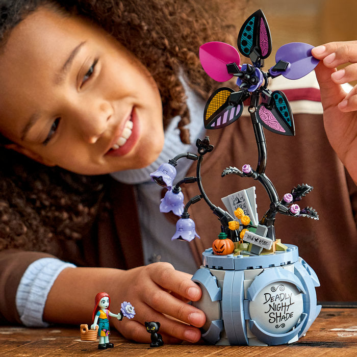 LEGO Disney 43288 — Ghiveciul lui Sally – imagine 8