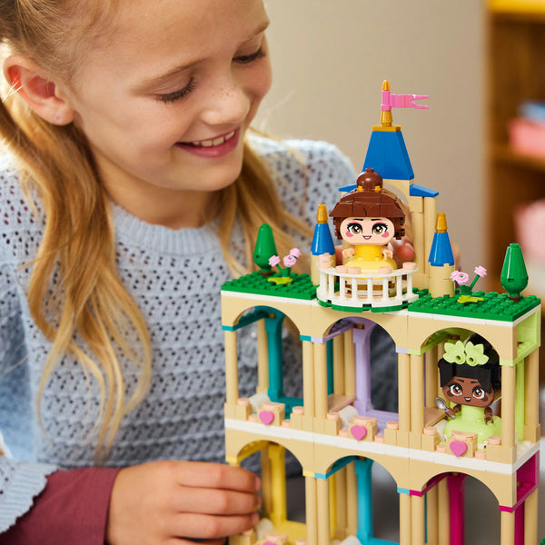 LEGO Disney 43291 — Miniprințesele Belle și Tiana la castel – imagine 7