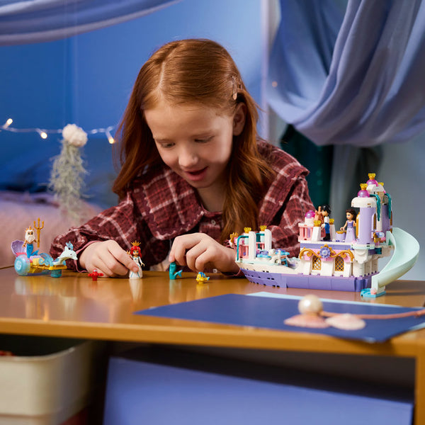 LEGO Disney 43299 — Barca nunții regale a lui Ariel – imagine 5