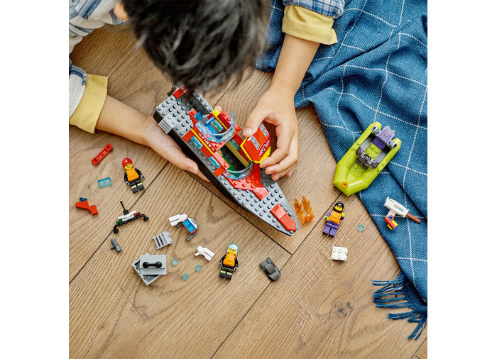 LEGO City 60373 — Barca de salvare a pompierilor – imagine 5