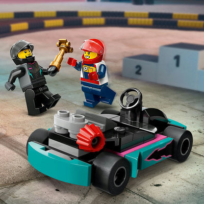 LEGO City 60400 — Carturi și piloti de curse – imagine 9