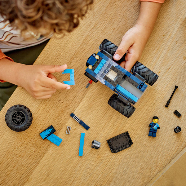 LEGO City 60402 — Monster truck albastru – imagine 4