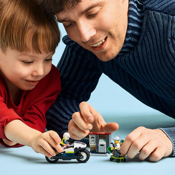 LEGO City 60455 — Urmărire cu motocicleta de poliție – imagine 7
