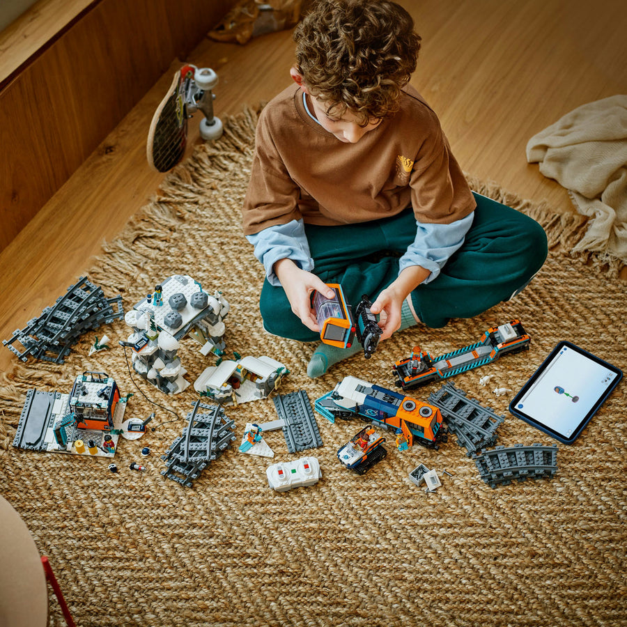 LEGO City 60470 — Trenul expres al exploratorilor spre Polul Arctic – imagine 6