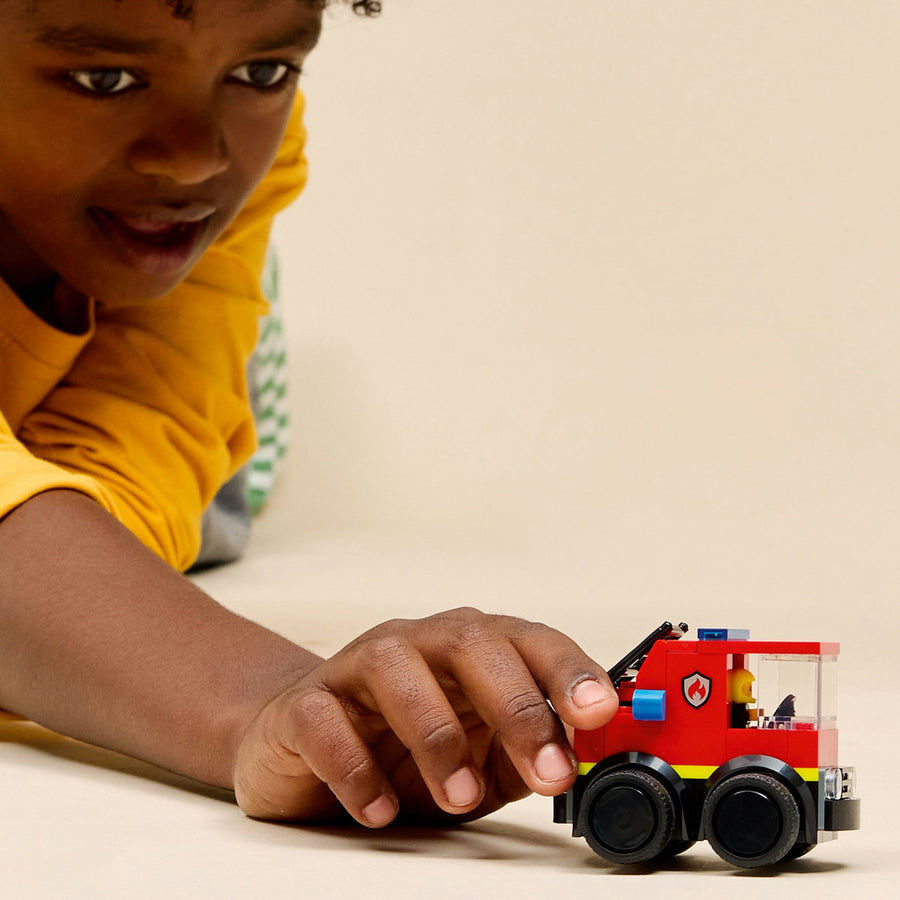 LEGO City 60482 — Vehicule – Camionetă de pompieri – imagine 4