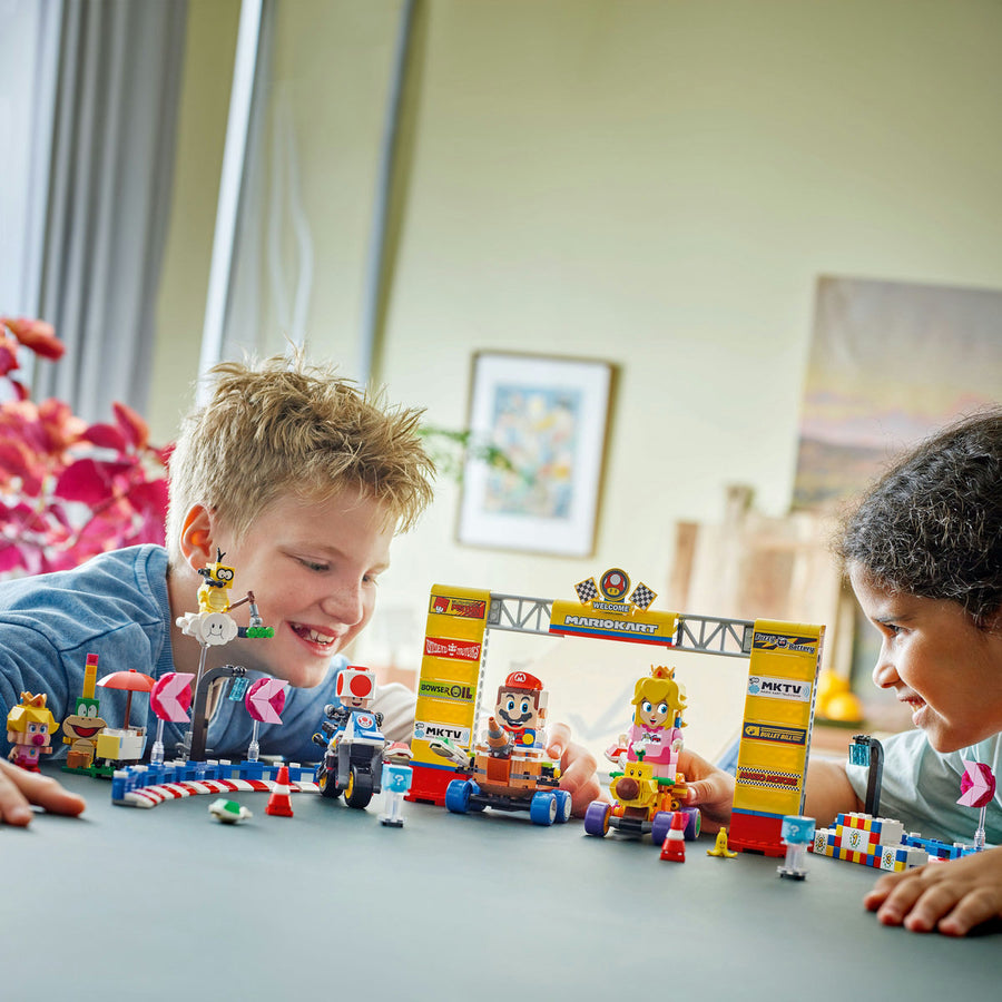 LEGO Super Mario 72036 — Mario Kart™ – Set Baby Peach și Grand Prix – imagine 5