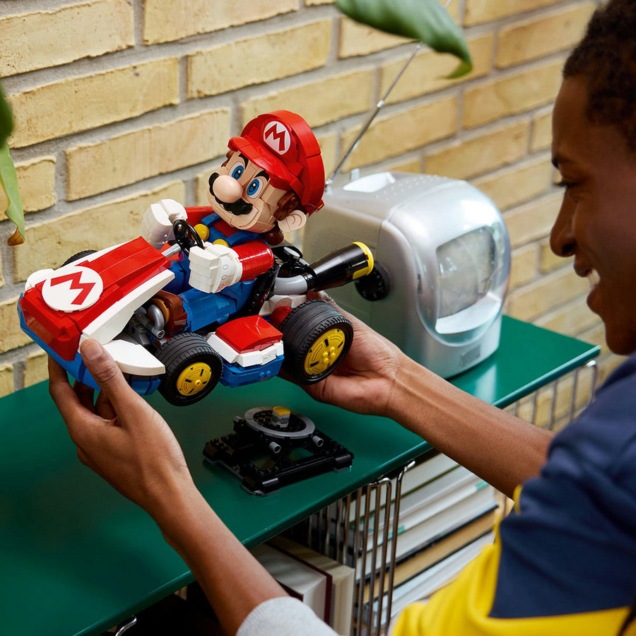 LEGO Super Mario 72037 — Mario Kart: Mario & Standard Kart – imagine 4